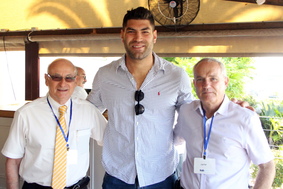 יובל קורן, אורי ששון, ומנחם קלי (צילום: קובי יעקובוב)