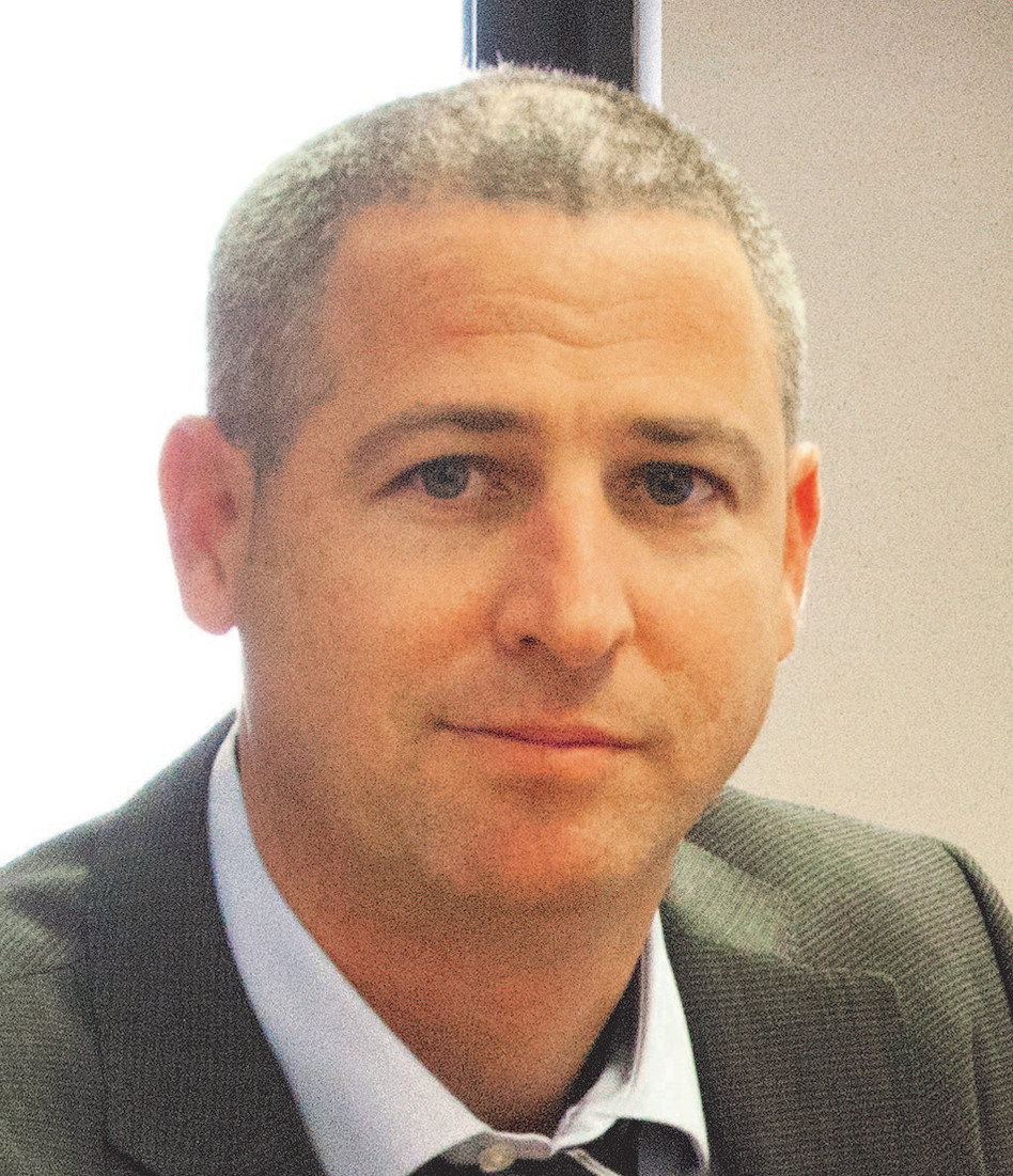 שרון גלזר (יח"צ)