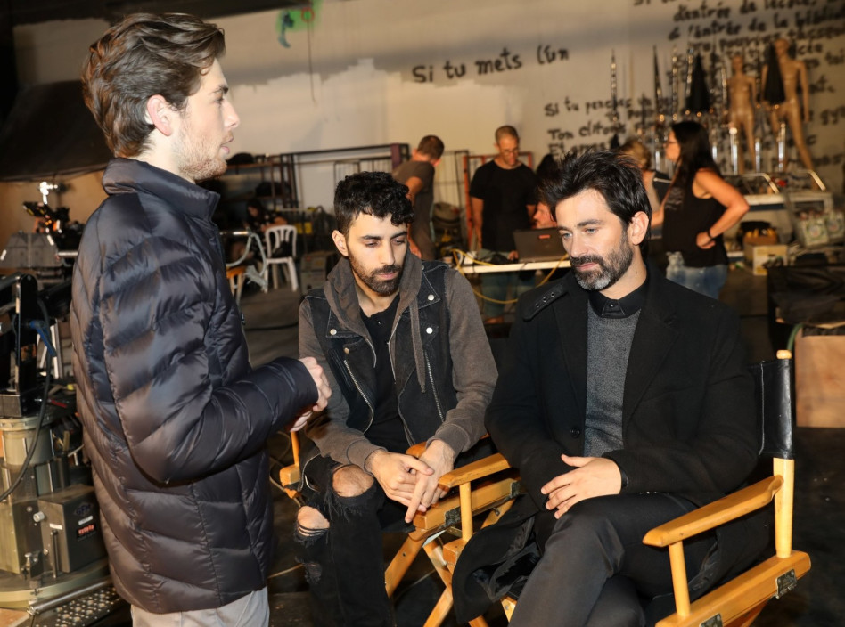 רציני על הסט. יהודה לוי וגפן ברקאי עושים "הסנדק"