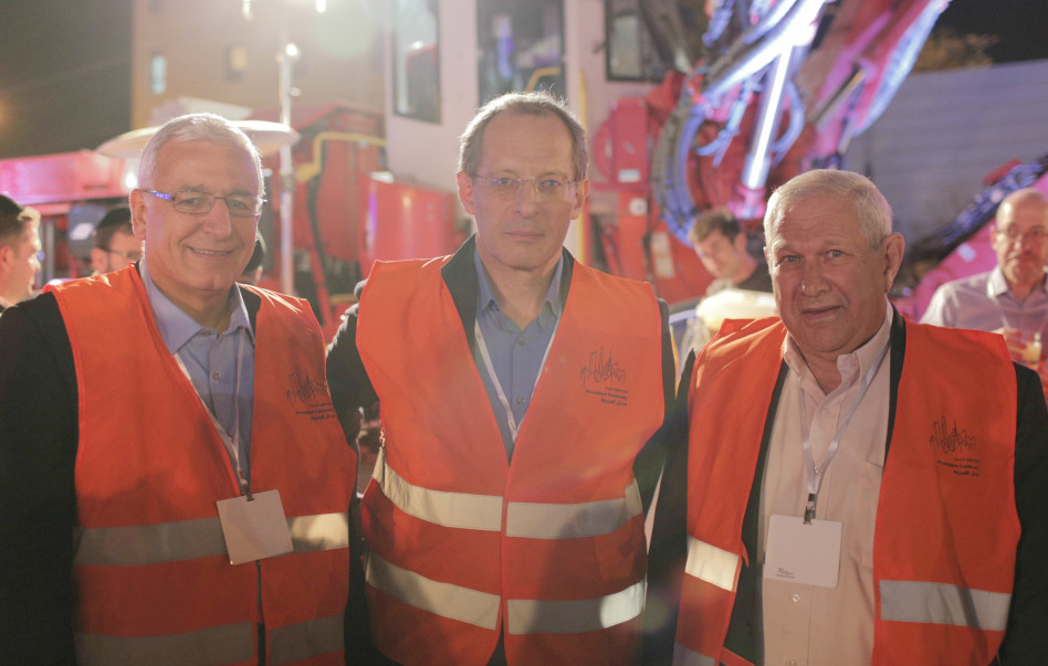 דוד ברודט, יוג'ין קנדל ושלמה בר יוסף  (צילום: תומר זמורה (4x7.