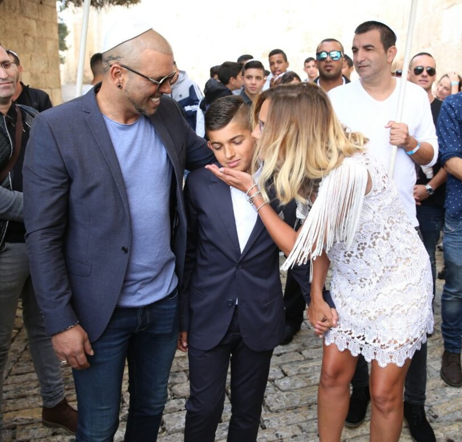 נשיקות לבר המצווה ליאם גולן