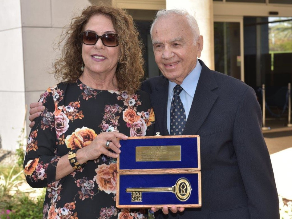 מורט מנדל ורבקה כרמי (צילום: שלומי אמסלם)