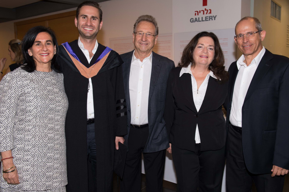 משה צבירן ואורית מנדלסון שהם עם טום, אנדרו ואוולין דנוס (ישראל הדרי)