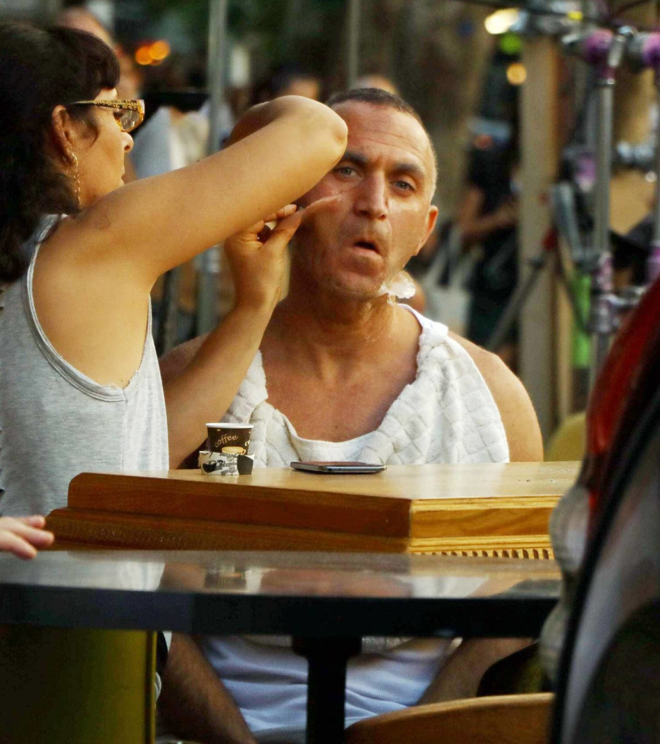 פה גדוללללל