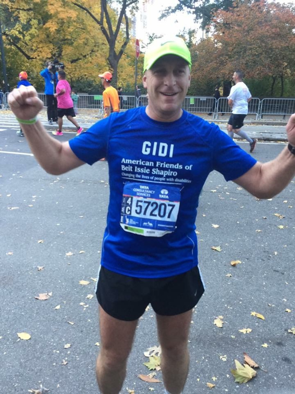 גידי גרינשטיין (פייסבוק)