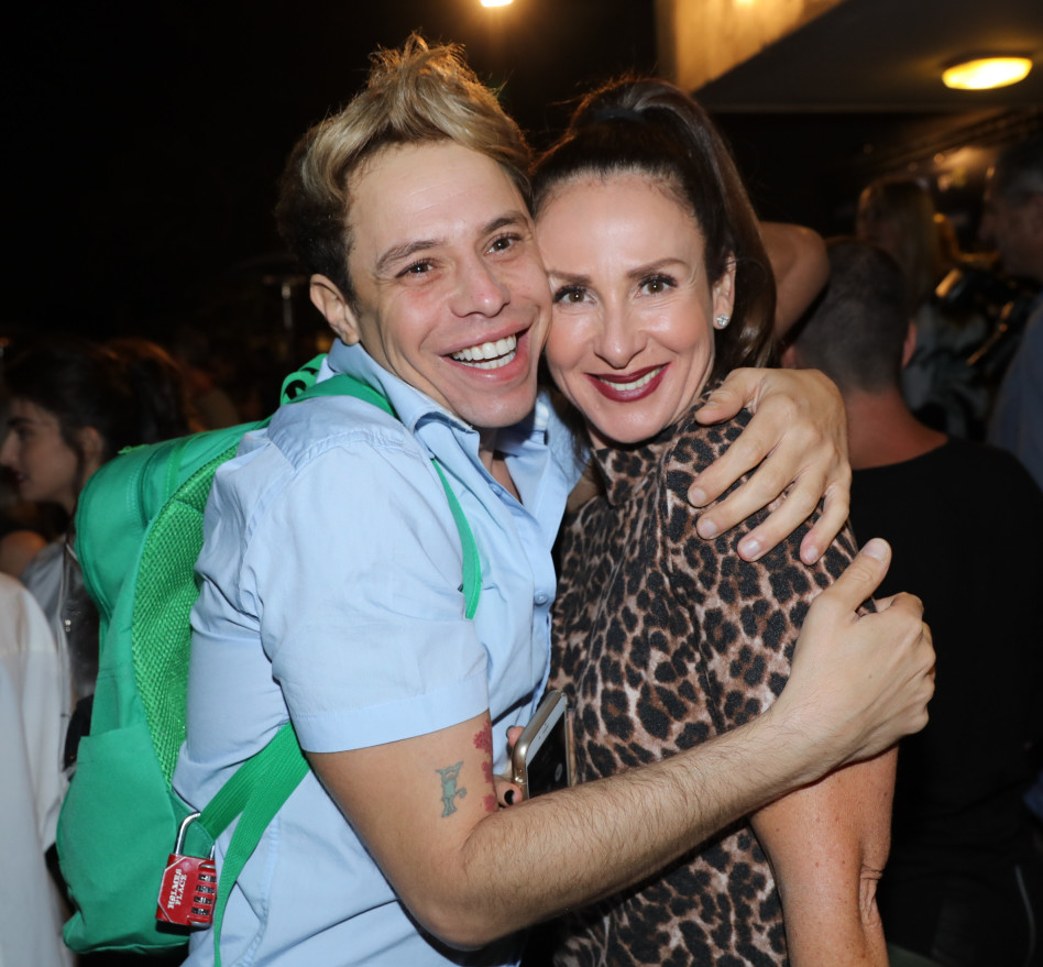 מתברר שגיל ריבה מאוד אוהב את לאה שנירר