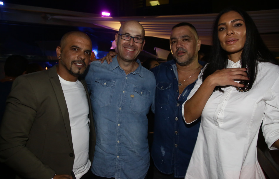 הגיעו לחגוג. גולן והחבר'ה