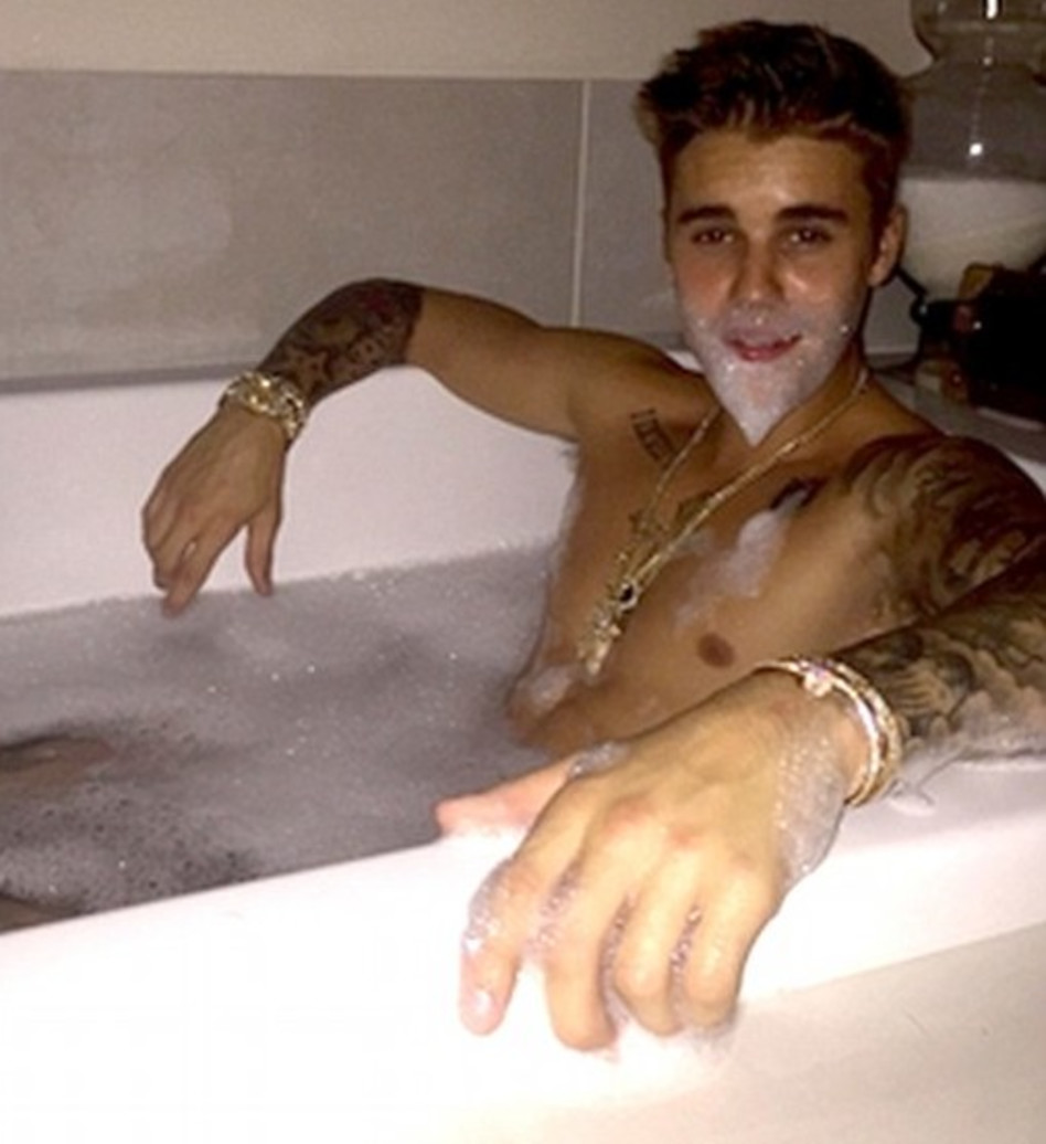 פאן לו במקסימום. ביבר באמבט (אינסטגרם)