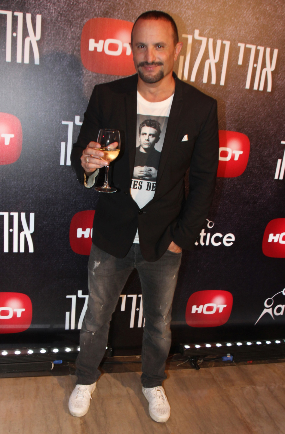 נאור ציון ובציר איכותי