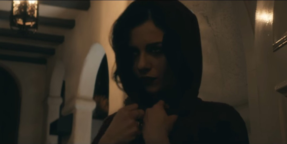 היוש! נינט טייב היא תמיד הרוח החיה של המסיבה (צילום מסך, יוטיוב)