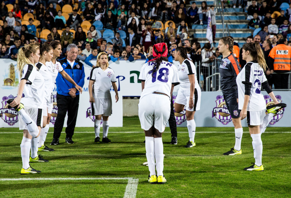 מה קורה מתחת לפני השטח?