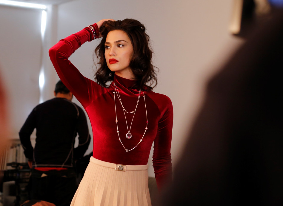 הפעם לא חושפת עור