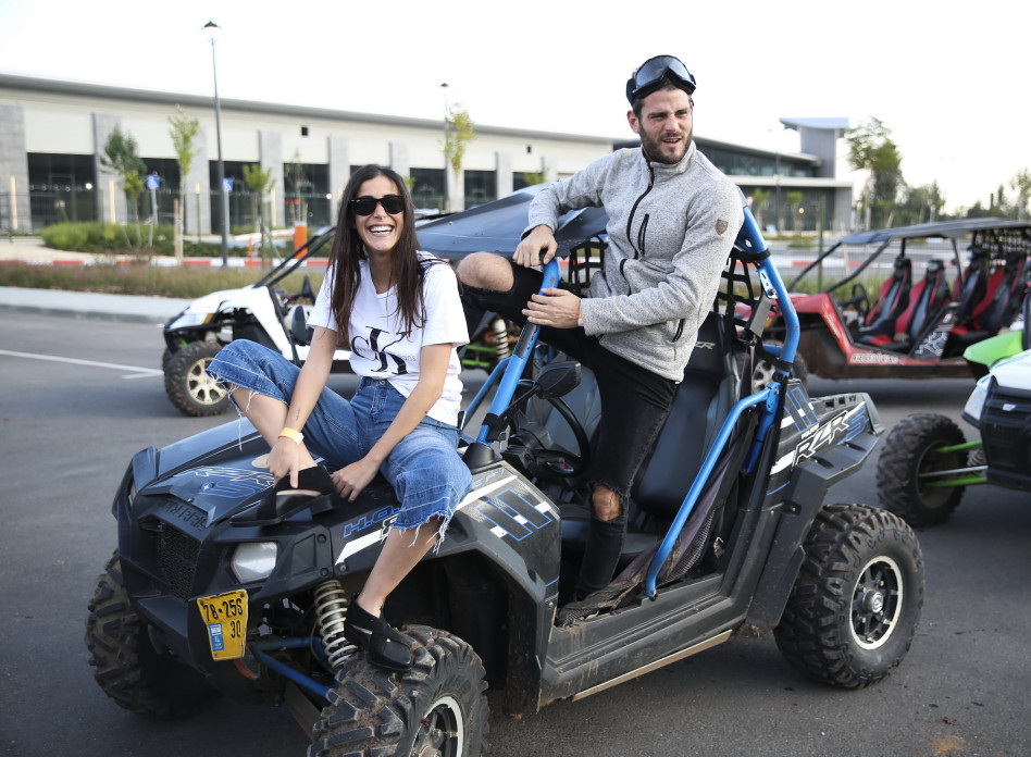 קורעים את הצפון. אבישג נגר ואדריאנו חאובל