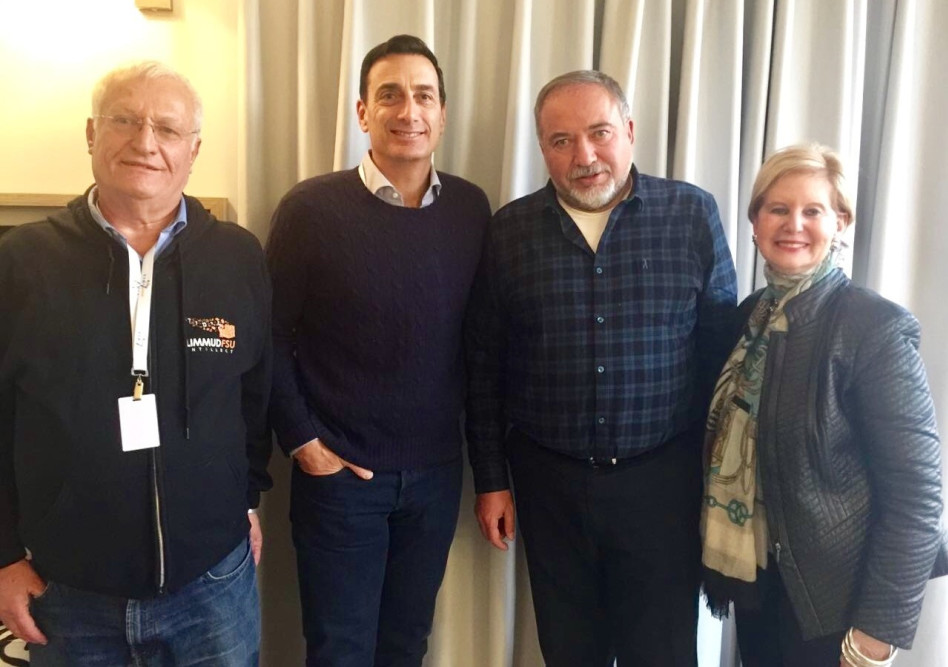 סנדרה קאן, אביגדור ליברנן, מת'יו בורנפמן וחיים צ'סלר (צילום: נטשה צ'צ'יק)