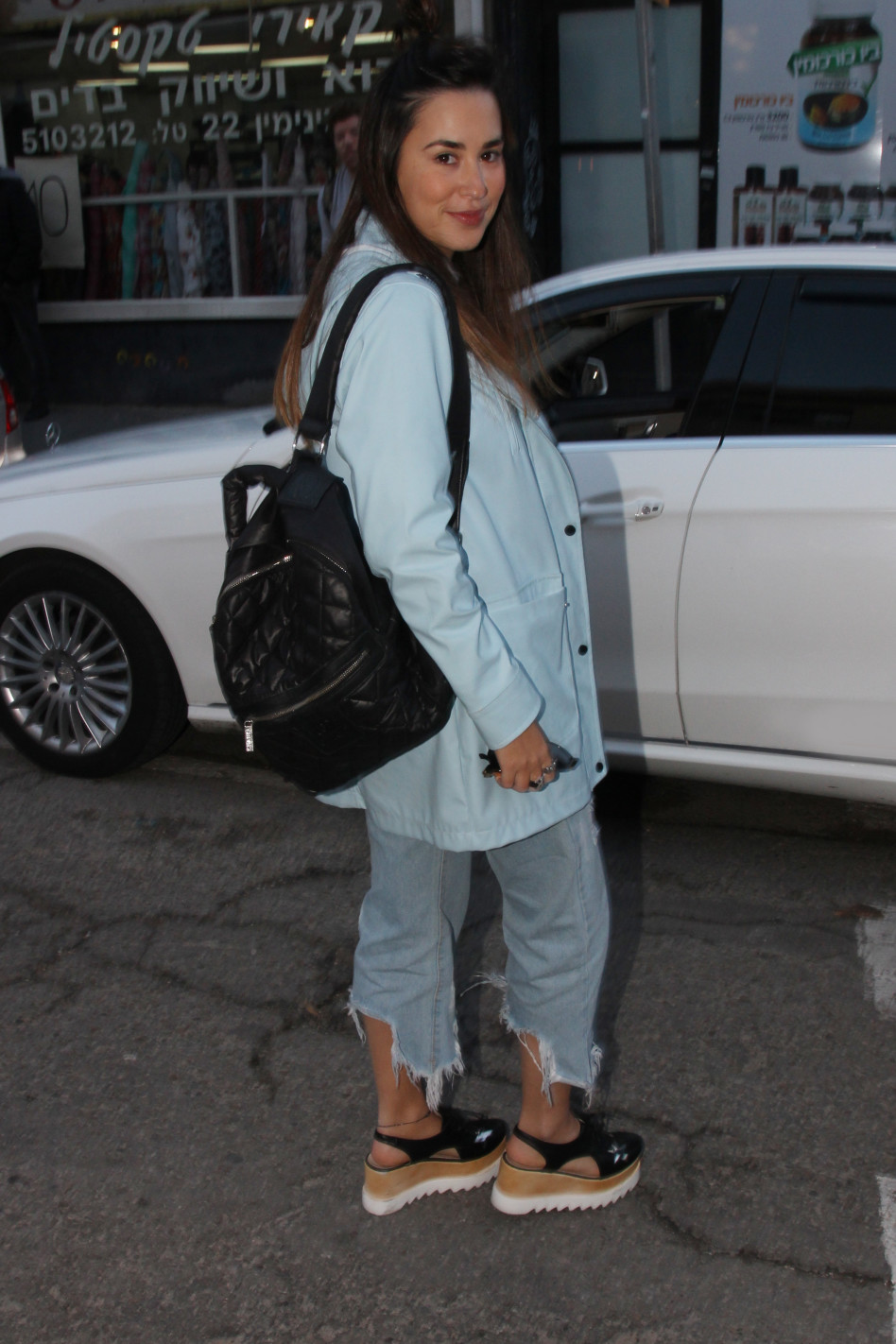 כניסה חלקה. קים וויס