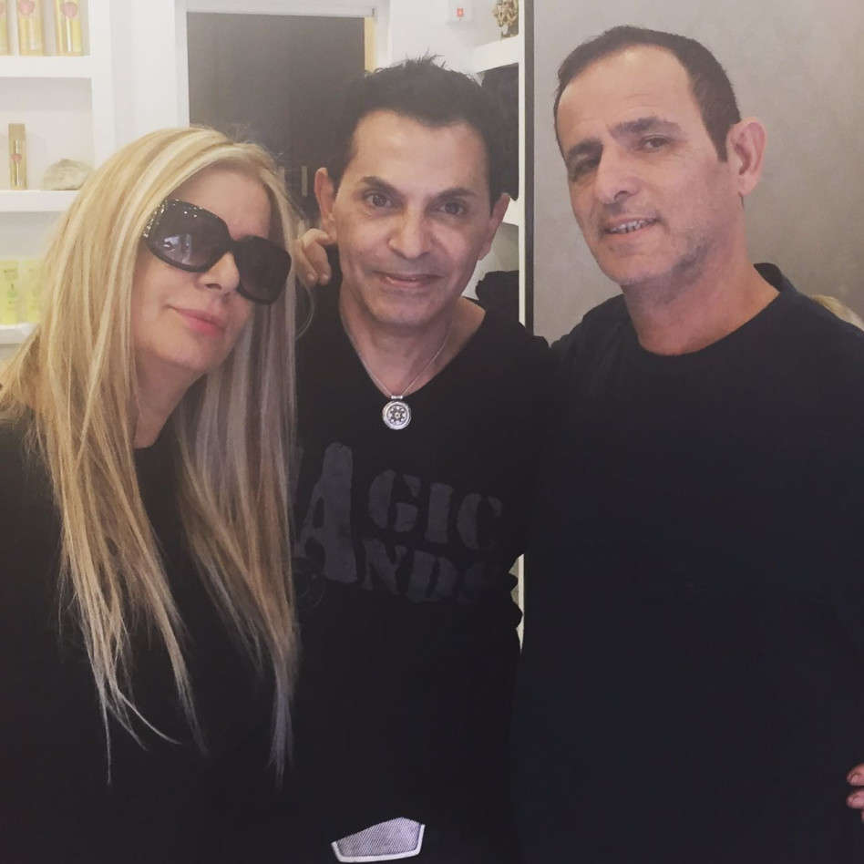 טיפוח לפני ההסגר. שמוליק ספן וכוכב פרי עם מואיש חן 