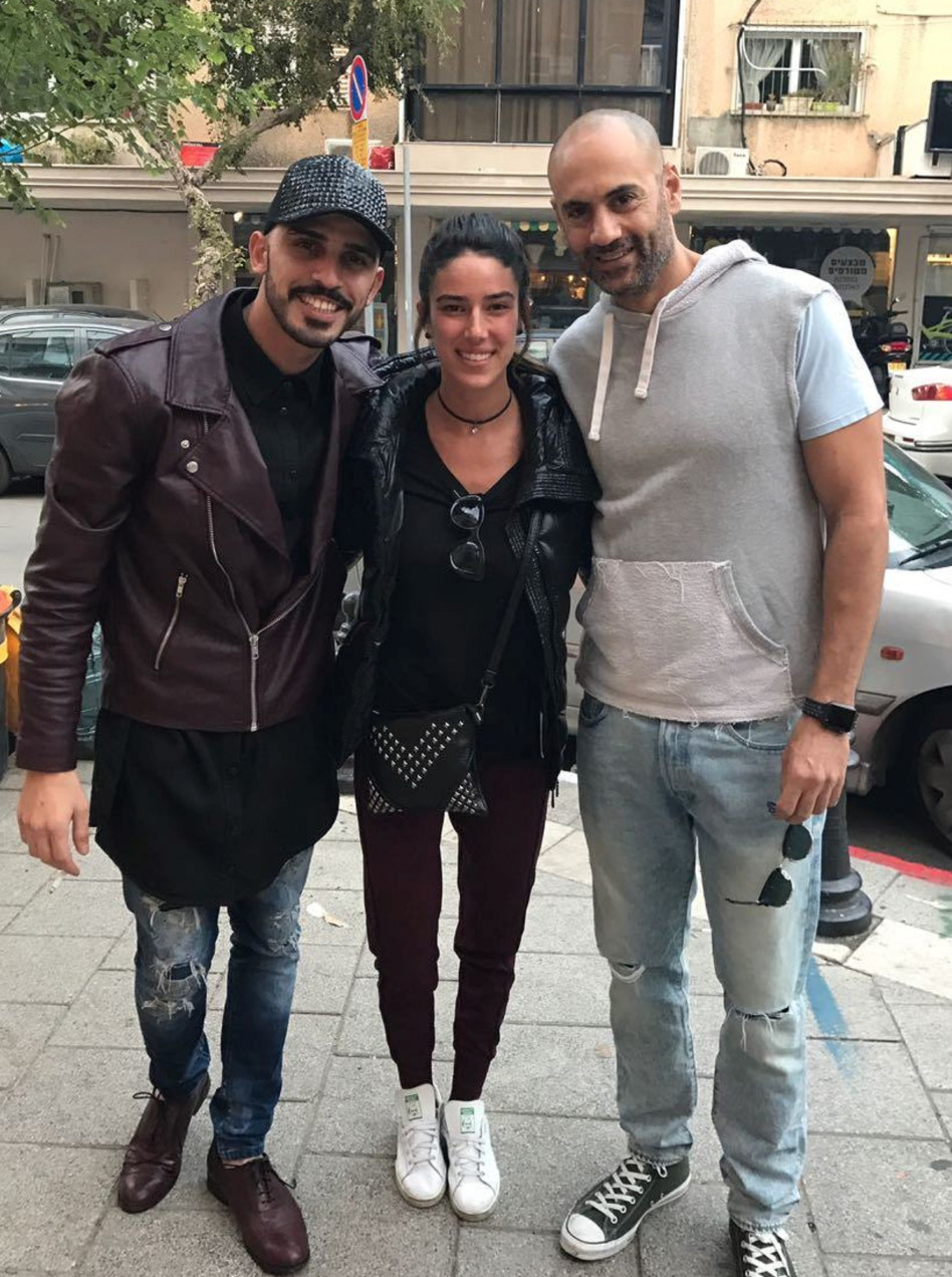 טוב ועכשיו תלך להתחבק עם האוייב. ברק אדרי עומר קינן ושחר כחלון