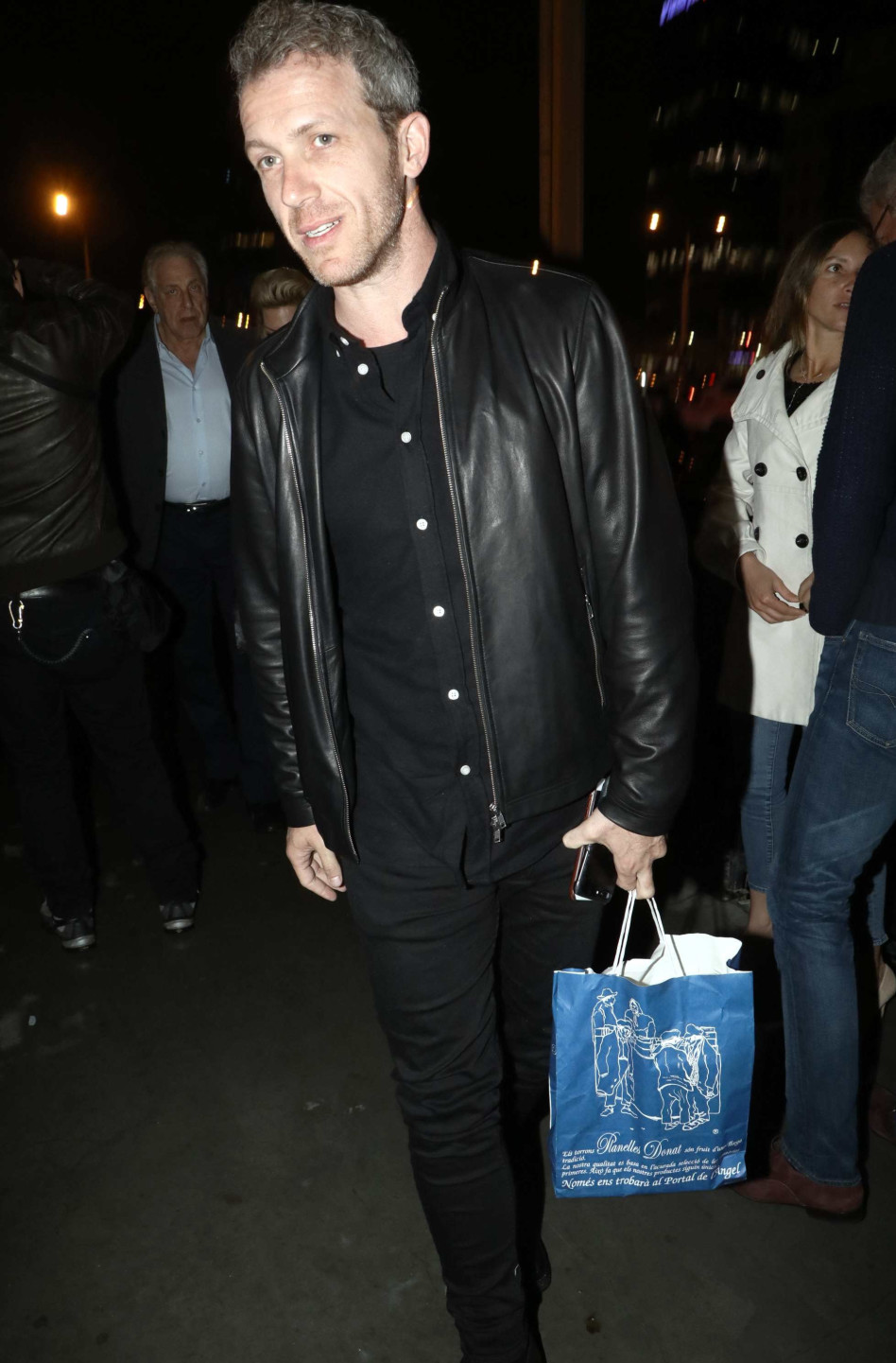 הביא מתנה. ירון ורסנו