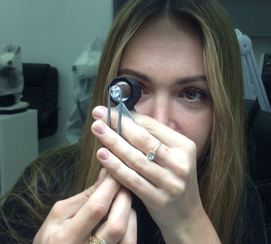 מה את אומרת על הטבעת שהחבר קנה?