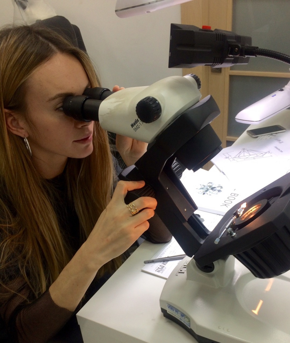 מה עמרי אומר על זה?