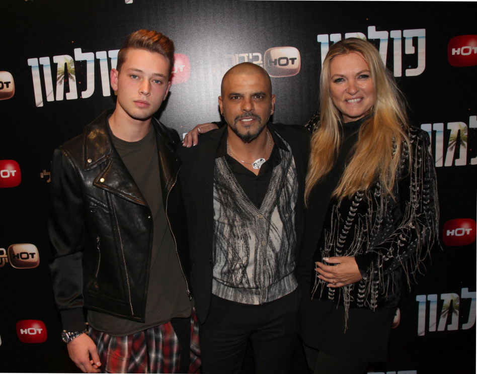 מי ביקש ממי תמונה?