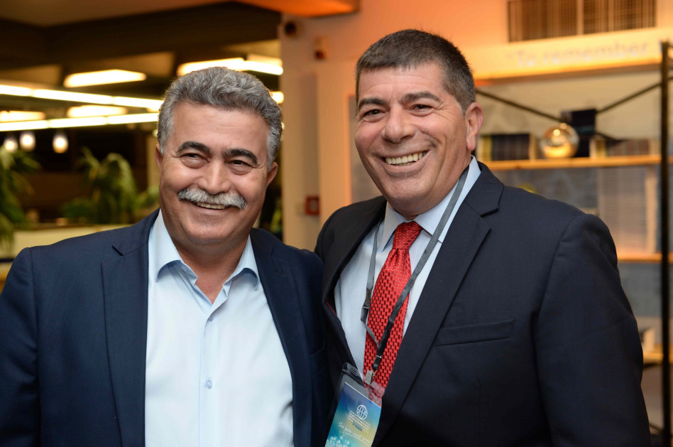 גבי אשכנזי ועמיר פרץ 