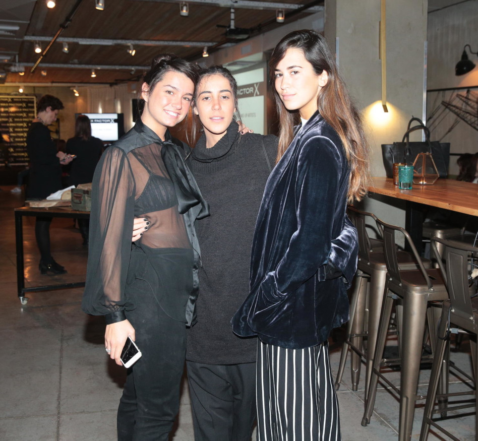 הנכונות. האיט גירלז