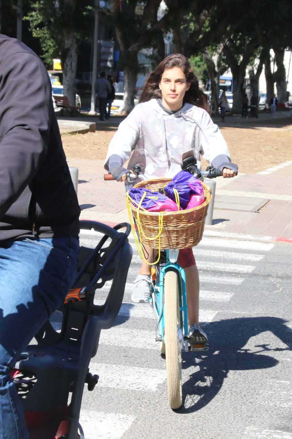 מחכים לראות אותך מזיעה