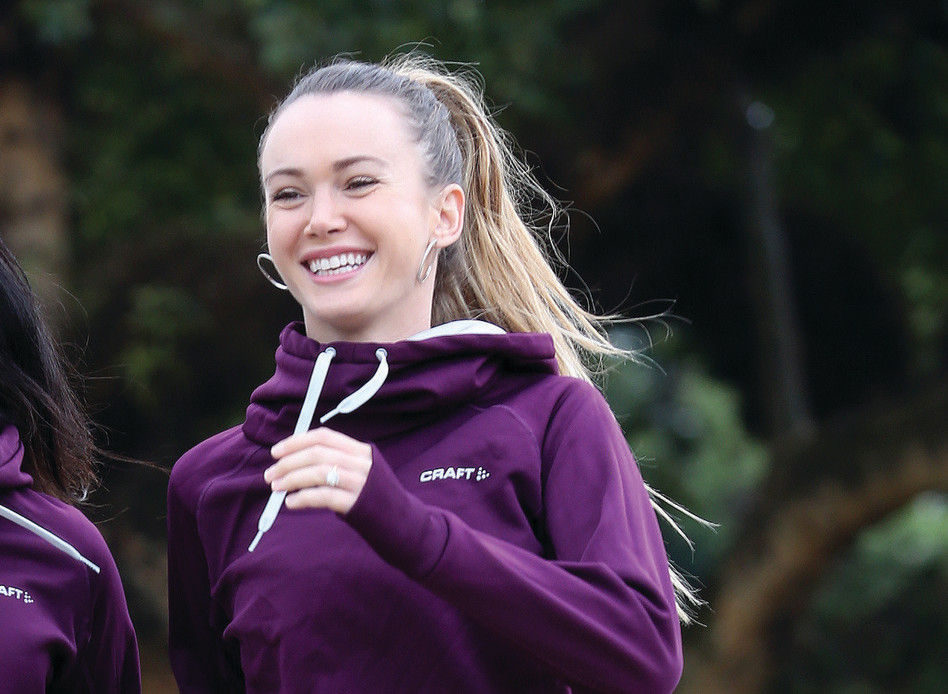 תמיד עם חיוך