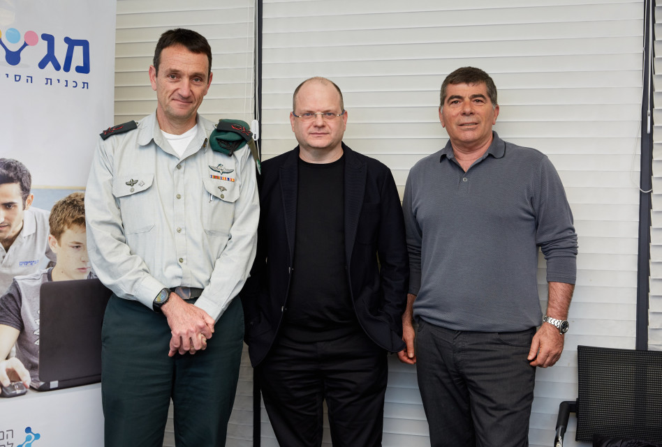 גבי אשכנזי, גיל שויד והרצי הלוי (צילום: יח"צ)