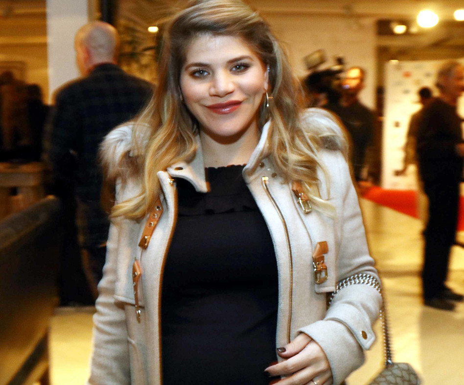 עוד שניה יולדת. ג'קי אזלואי