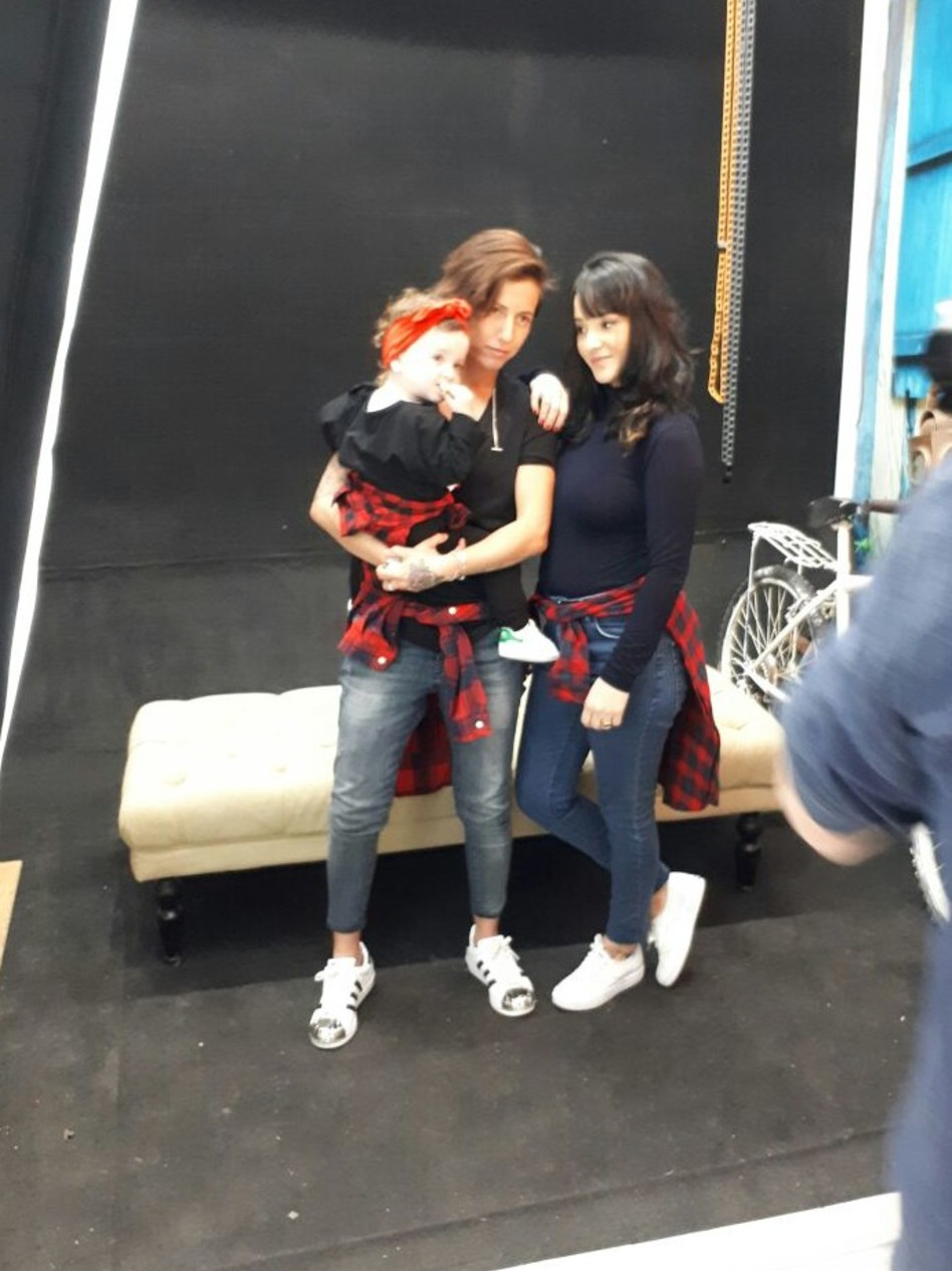 עבר זמן מהצילומים. נטלי שון וליאת בנישתי (צילום: צילום פרטי)