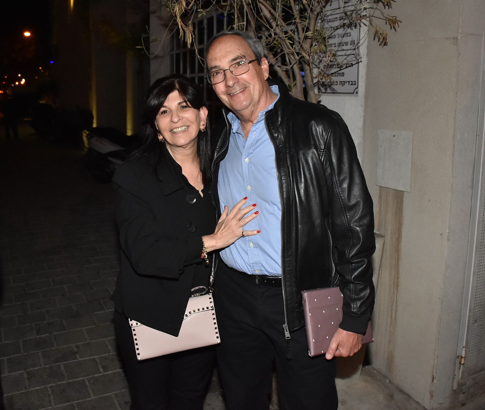 לייזי ושרה אורן