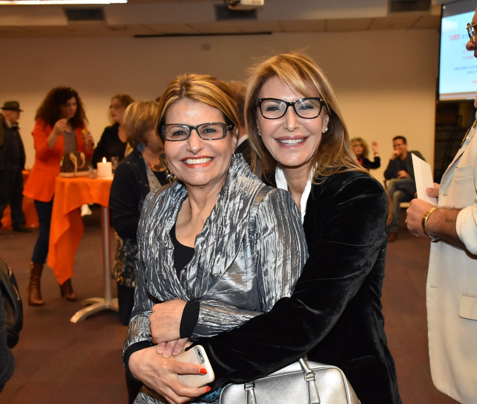 רונית רפאל ודליה איציק (צילום: אביב חופי)