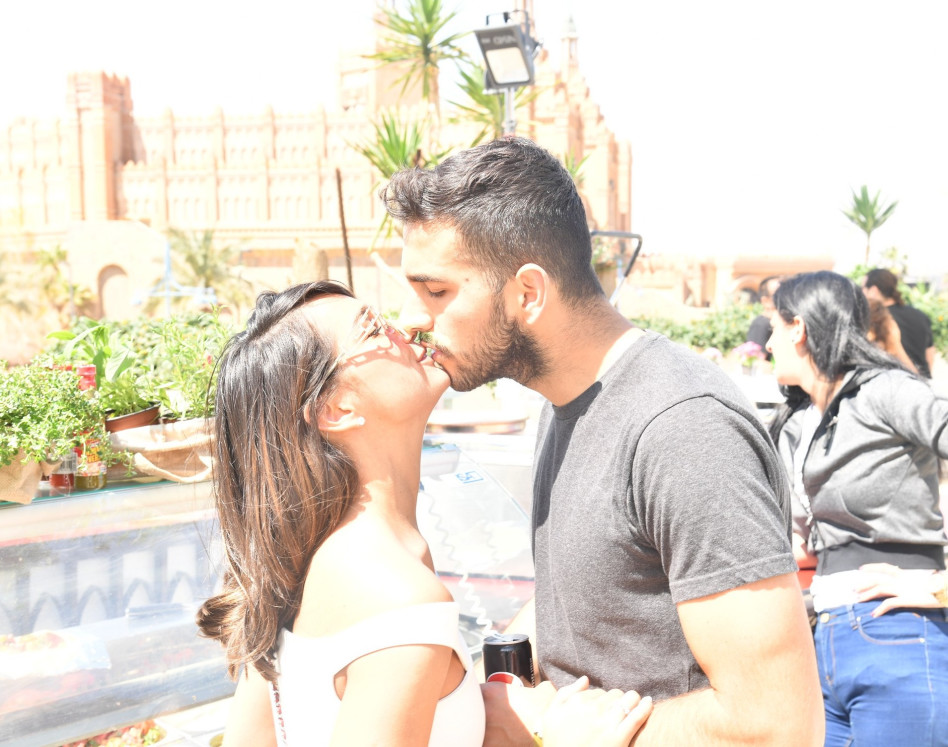 הם גם היו לבושים במהלך החופשה