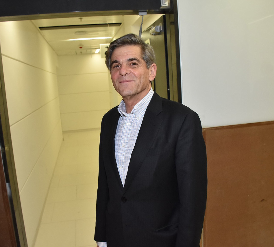 צביקי פירון