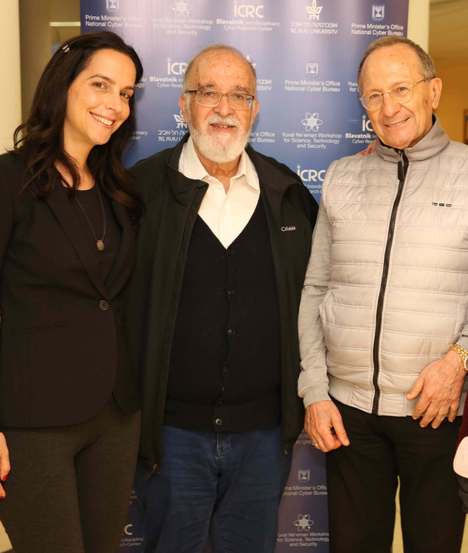 סמי סגול, איציק בן ישראל וגילי דרוב היישטיין (צילום: חן גלילי)