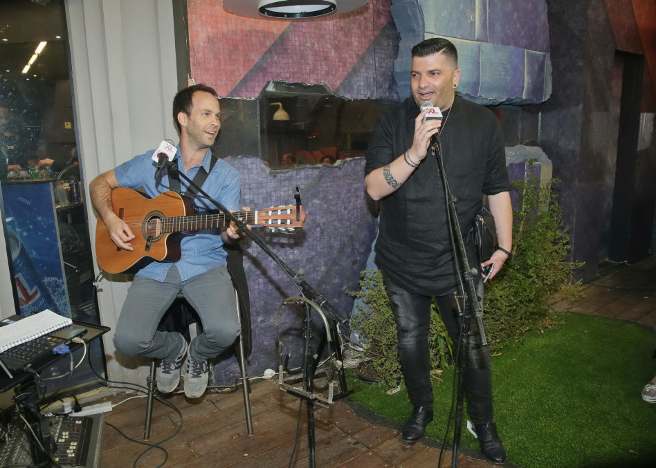 שיר לאמא. דודו כהן (צילום: שוקה כהן)