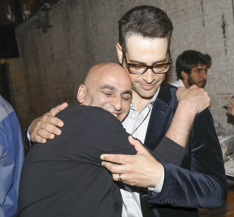 אהבה בוערת. יובל המולבל ואמיר פיי גוטמן