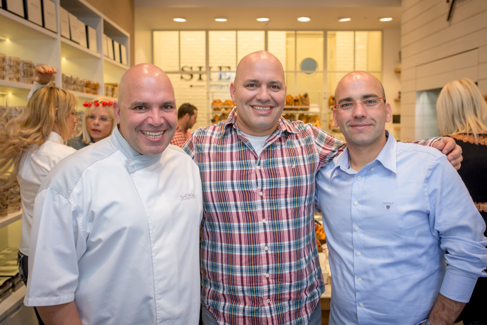 משפחת שמו (צילום: ישראל אלפסה)