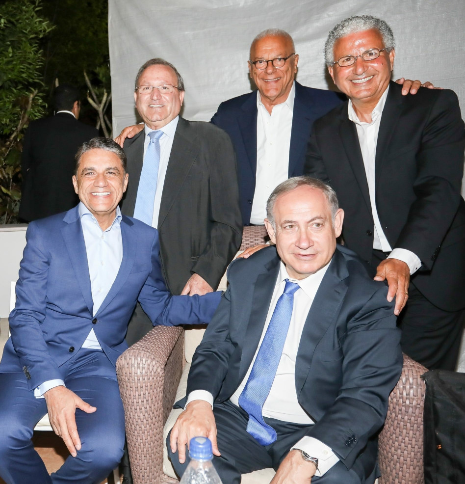 משה אדרי, דוד אפרתי, לאון אדרי, בנימין נתניהו וג'ו מוניאן