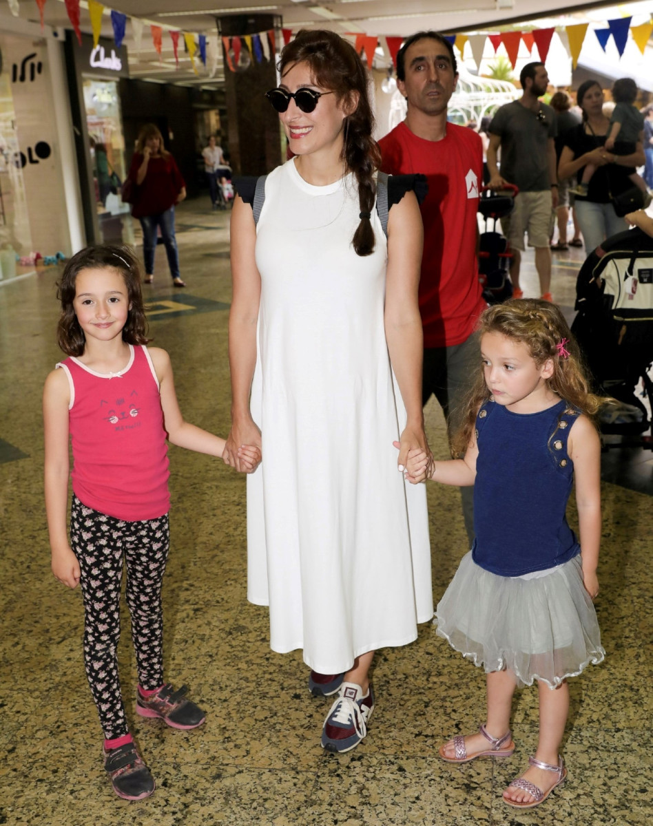 האחיות הגדולות  (צילום: רפי דלויה)