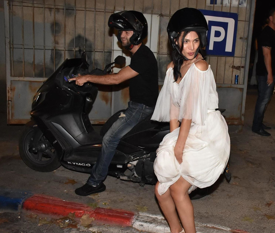 לא חבל על השיער? תאלין אבו חנא