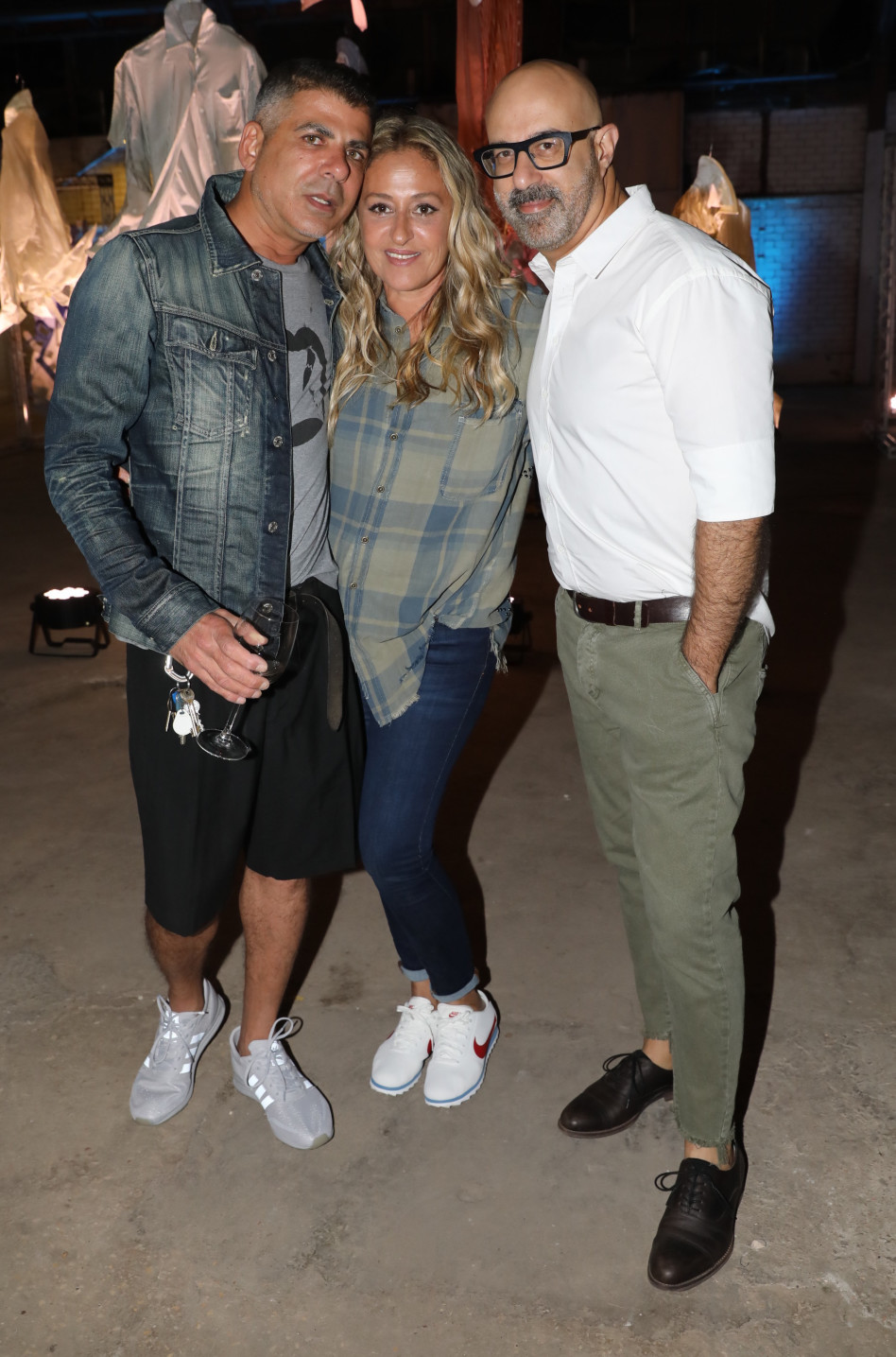 רונן חן מימין עם מזל חסון וראובן כהן (צילום: רפי דלויה)