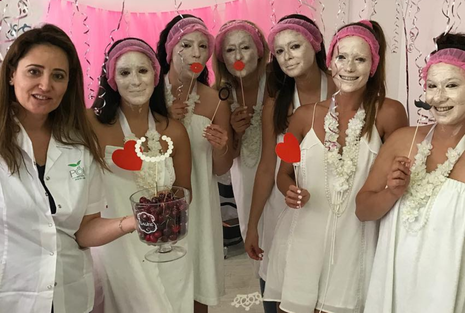 חגיגוש. דנה פרידר והחברות (צילום: אינסטגרם)