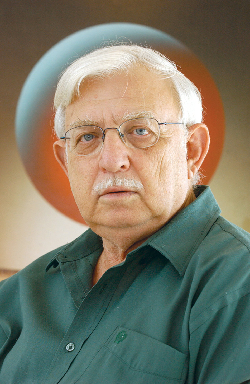 עמוס אטינגר (צילום: ראובן קסטרו)