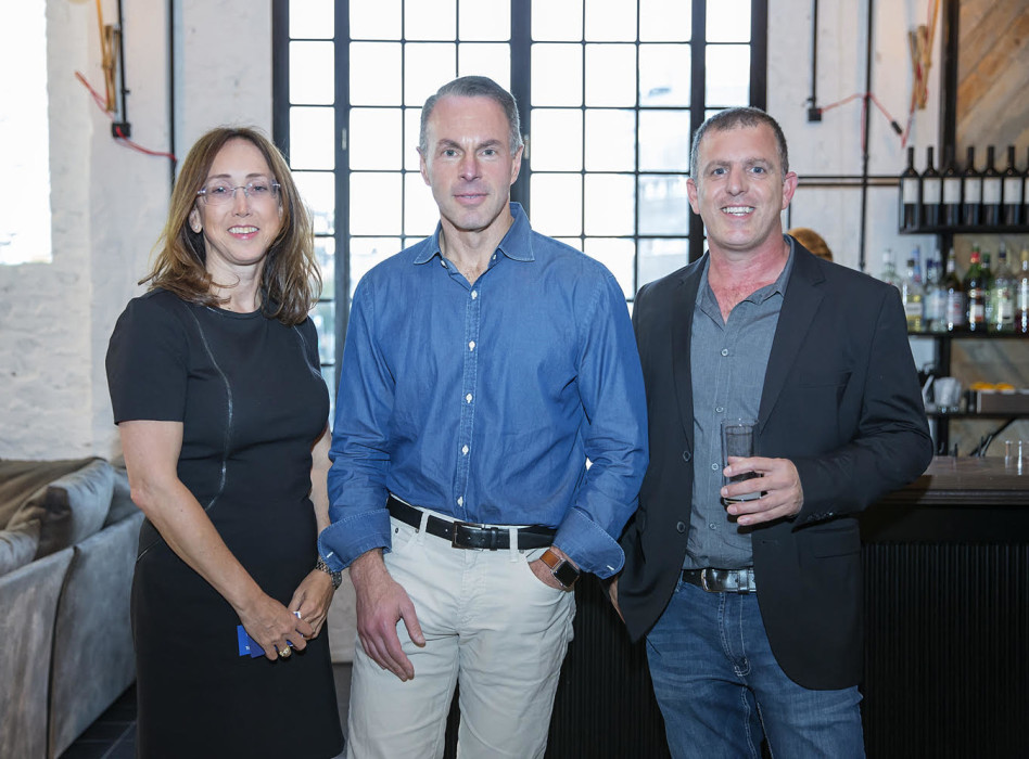 יובל מטלון, דווין וניג וקרין מאיר רובינשטיין (צילום: ענבל מרמרי)