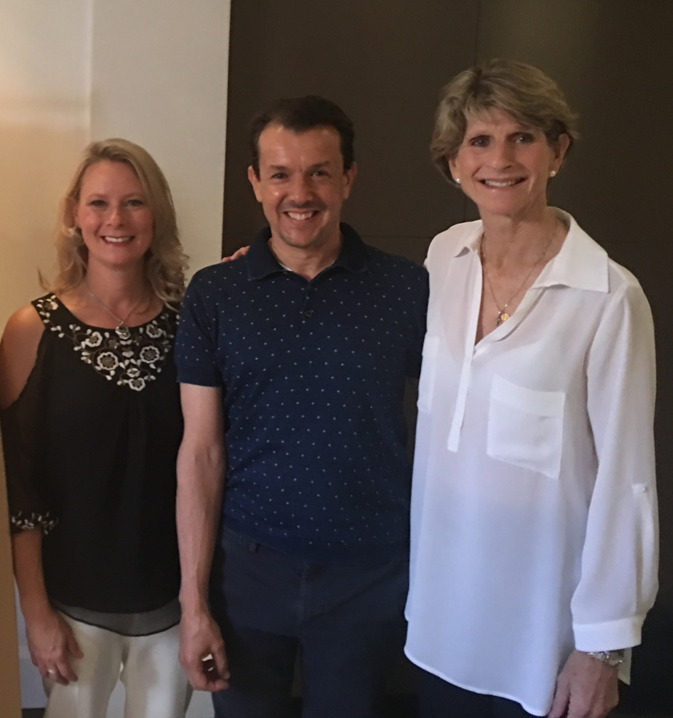 קייטי קונור, שי שלום ומישל גרוס