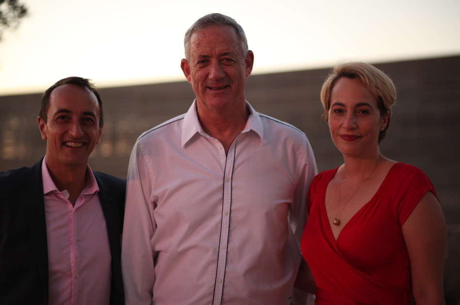 רייצ'ל שארמה, בני גנץ ודייב שארמה (צילום: אריאל בשור)