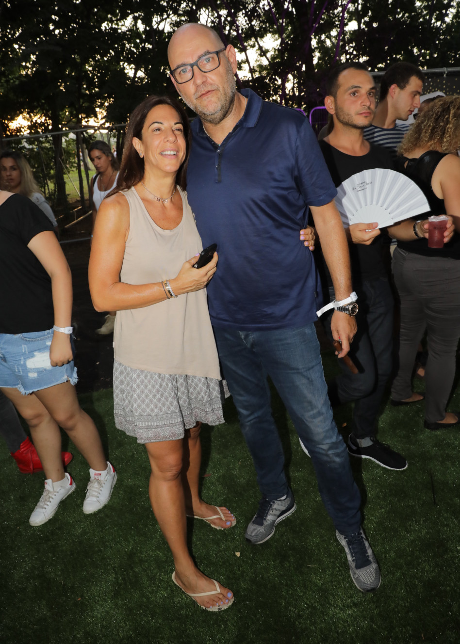 רק שלא יקבל את החלסטרא. צביקה הדר ואשתו ליאת